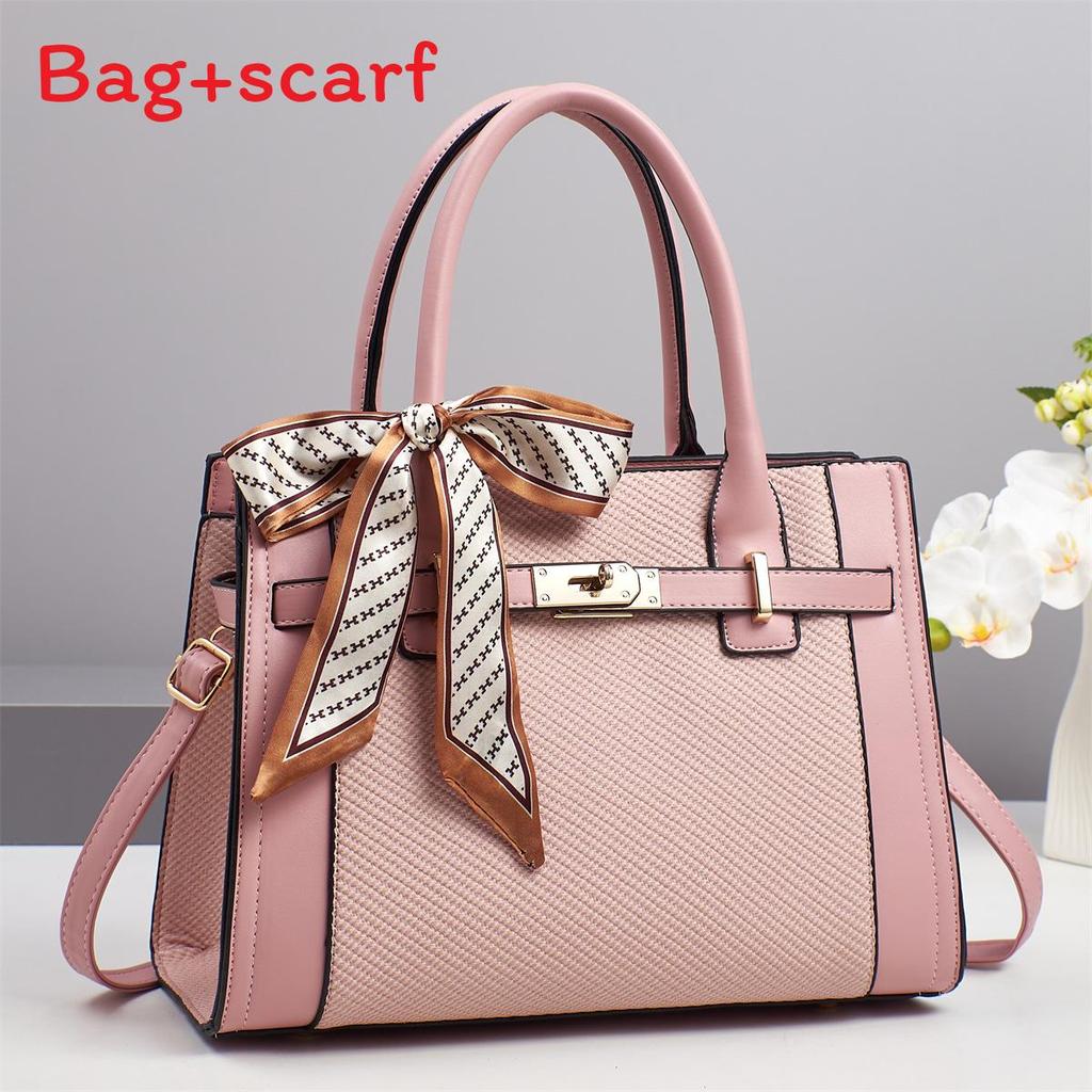 

Pu Water Bucket Shoulder Bag For Women With Lock Closure And Inner Zipper Pocket розовый