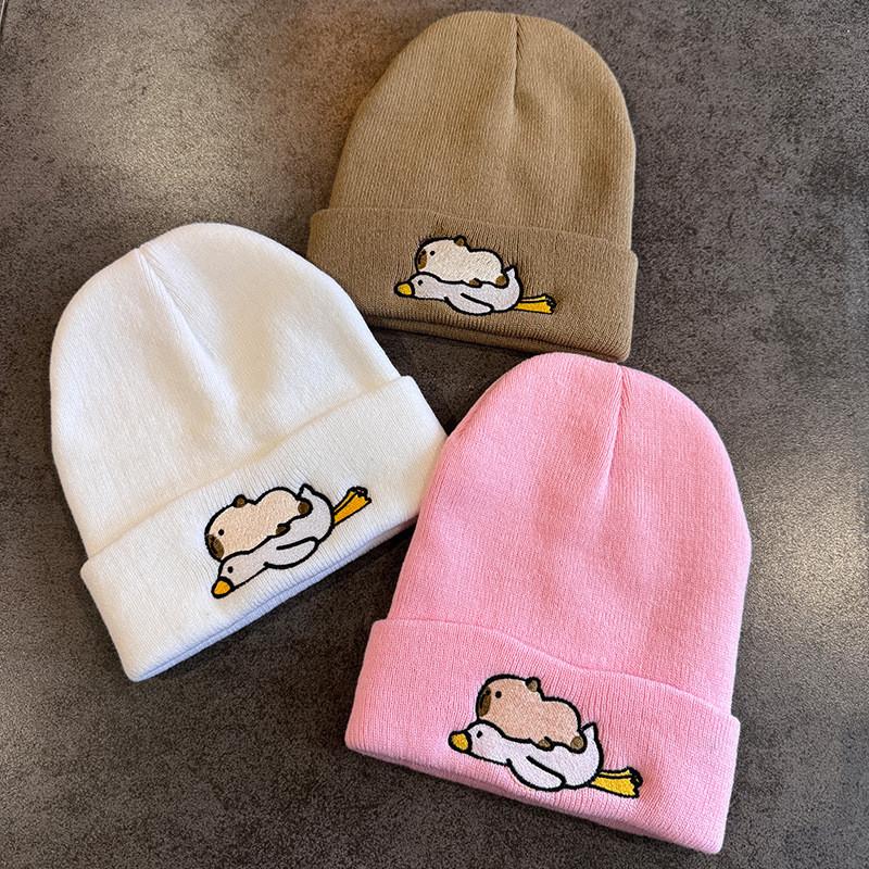 Fashion Knitted Hat With Capybara Embroidery Design Suitable For Daily Use