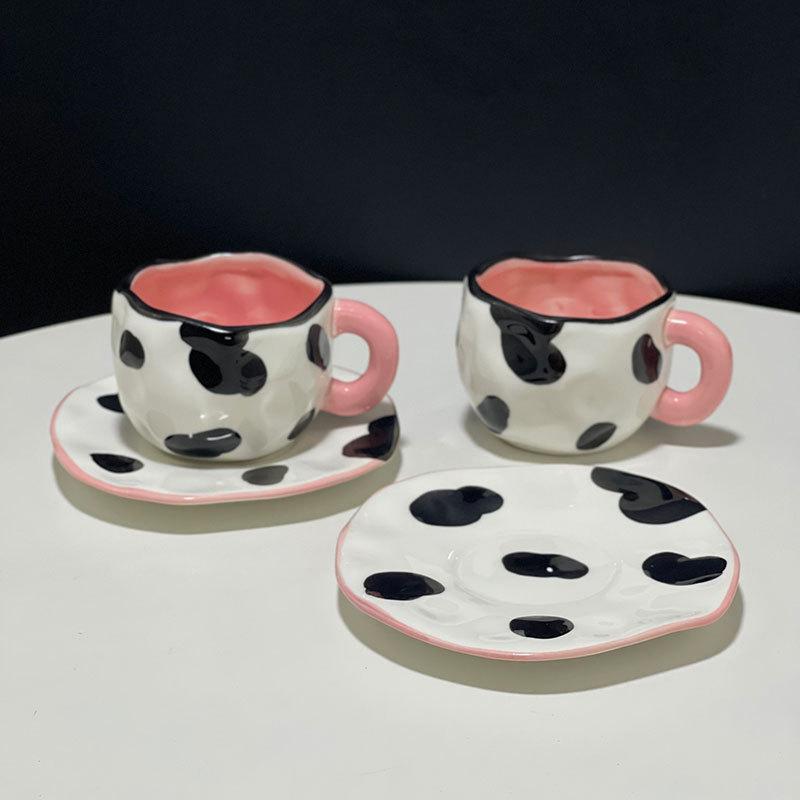 Creative And Cute Hand-Painted Cow Pattern Ceramic Cup And Saucer Hand-Squeezed Irregular Coffee Cup And Saucer Afternoon Tea Cup And Saucer Set