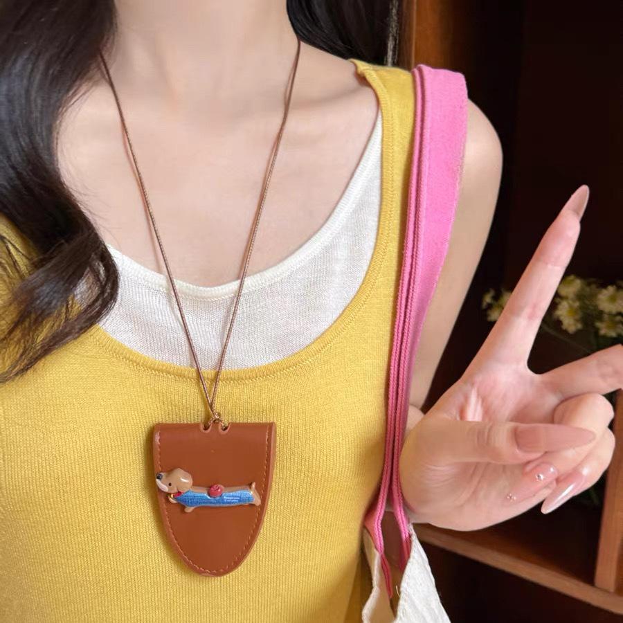 Cute Dog Hanging Neck Sunglasses Eyeglasses Storage Bag PU Leather Magnetic Glasses Clip Cover Travel Anti-lost Glasses Holder