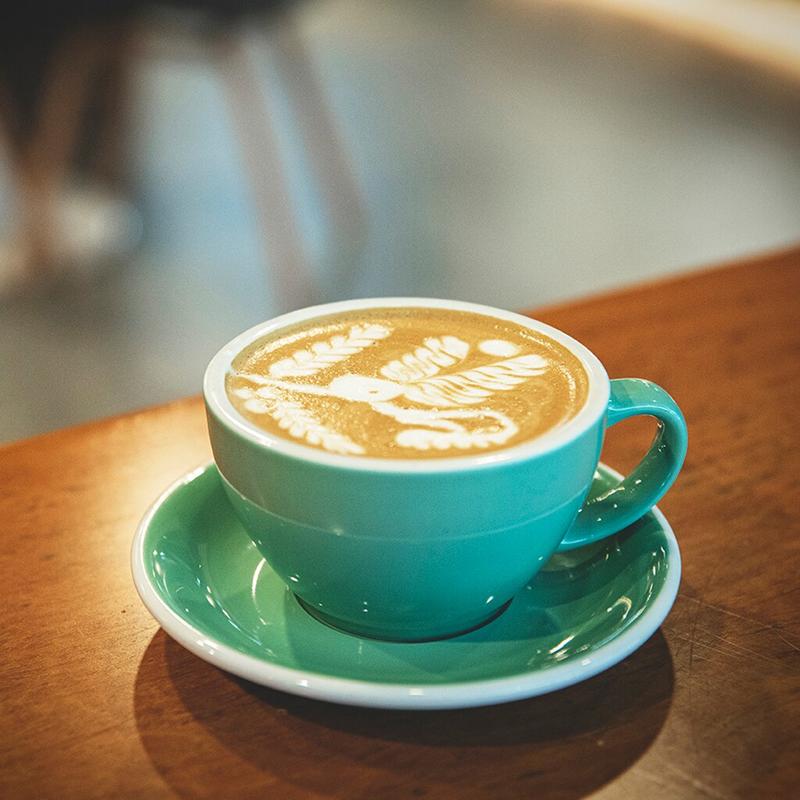 Amateurs d'œufs Loveramics 300 ml Tasses Professionnelles Guirlande Tasses à Café Latte et Ensembles Soucoupes Base Lait Huile Thé Petit-Déjeuner Boissons Maison