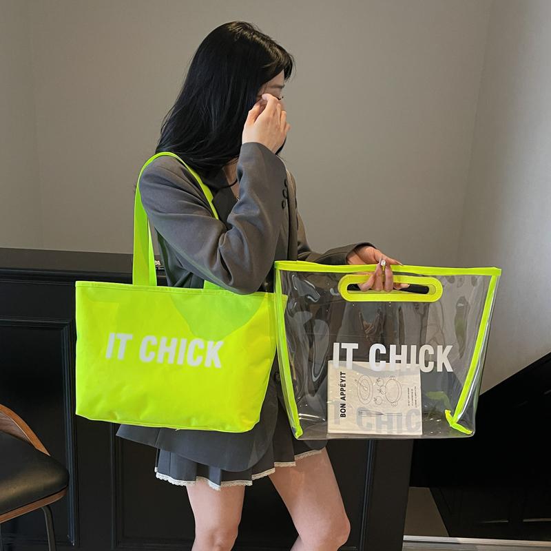New Waterproof Ladies Pvc Beach Bag, Large Capacity Multi-functional Canvas Ladies Tote Bag, Suitable For Travelling, Commuting