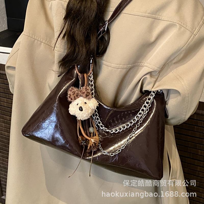 Underarm bag women's bag retro 2025 new fashion versatile niche design high-end women's shoulder messenger bag