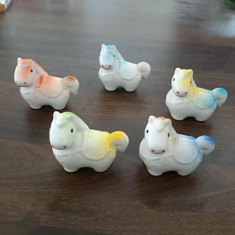 Ceramic Chopsticks Pillow Cartoon Chinese Zodiac Horse Chopstick Rest Home Decoration Chopsticks Chopsticks Holder Spoon Holder