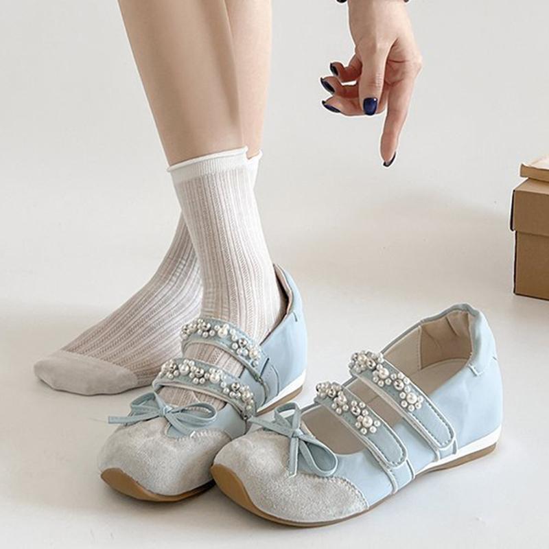 Sweet Bowknot Decoration Velcro Sneakers Women 2025 Autumn Luxury Pearl Chain Mary Jane Shoes Soft Sole Non Slip Casual Shoes
