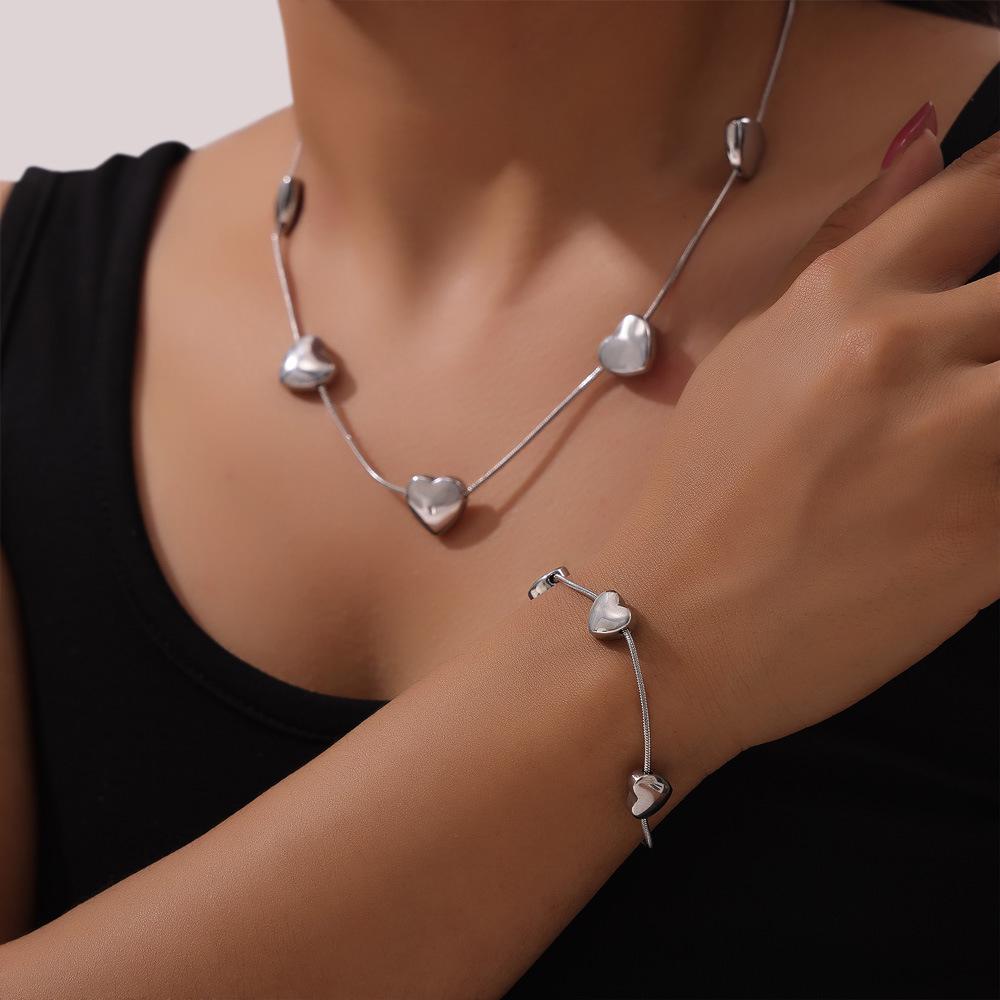 Korean Minimalist Snake Chain Heart Pendant Titanium Steel Jewelry Set
