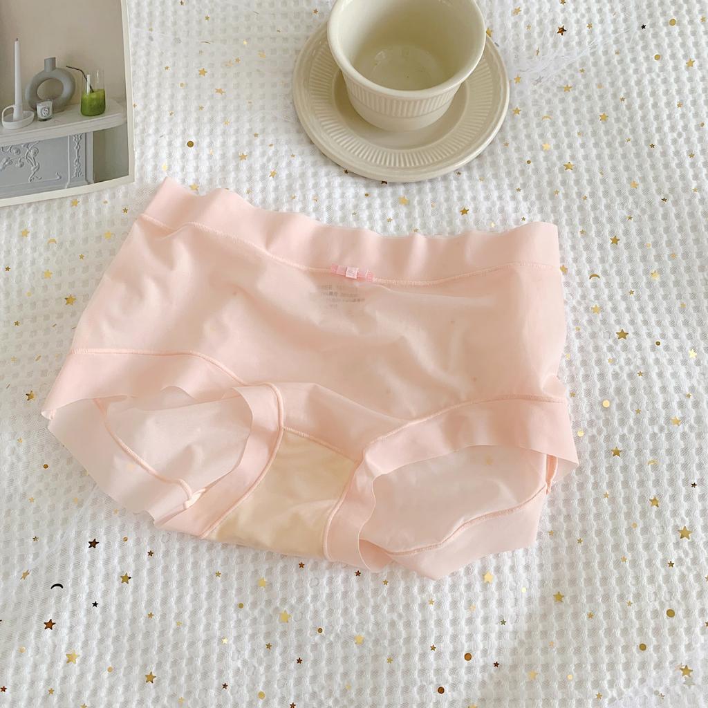 Super Thin Ice Permeable Facial Mask Underpants for Women's Large Summer Thin Mid Waist Briefs Seamless Breathable Sexy Lace Silk Gear Panties