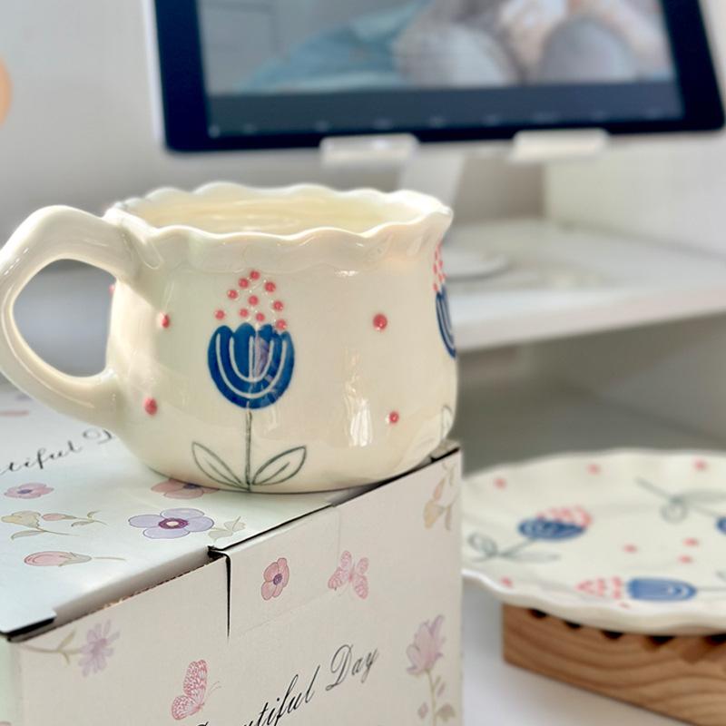 Handbemalte Tulpen-Kaffeetasse Untertasse kreatives Kaffeetassen-Untertassen-Set Nachmittagstee hochwertiger Keramikbecher Damen-Wasserbecher