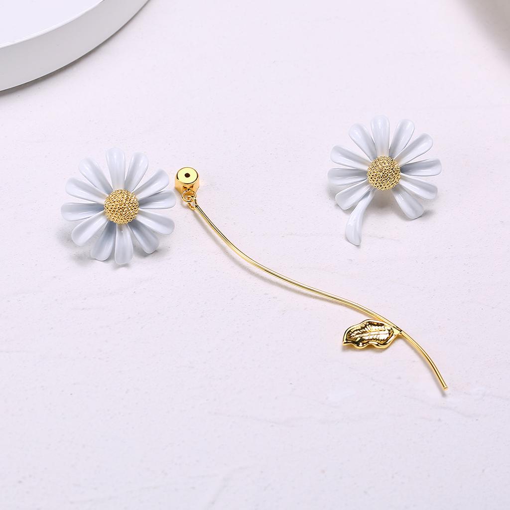 Women Little Daisy Earrings Set,Asymmetry Design Jewelry Accessories Painted Flowers,Elegent Cute Charm Stud Earring for Gifts