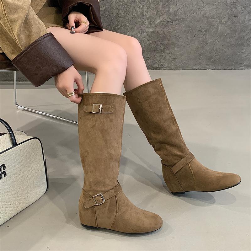 Mi Tingnei Height-increasing Pile Boots Women's Retro Western Belt Buckle High Boots Korean Versatile Flat Bottom Wide Boots