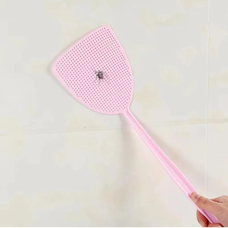 Plastic Long-handled Fly Swatter Pest Control Tool Manual Plastic Fly Swatter Insect Repellent and Mosquito Control Home Garden