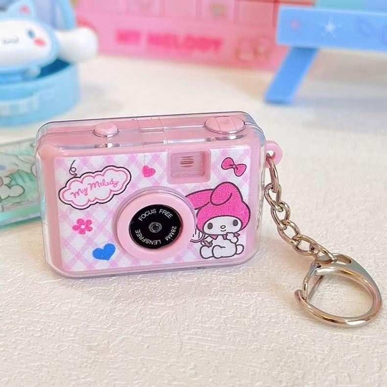 Sanrio Kuromi Cinnamoroll Glowing small camera keychain Kawaii Melody Pochacco Key Ring Camera