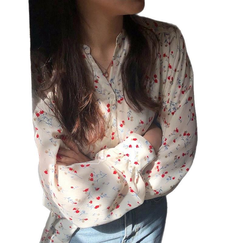 2026 Early Spring Retro Floral Chiffon Lantern Sleeve Shirt - Korean Style Slimming Loose Fit for Women