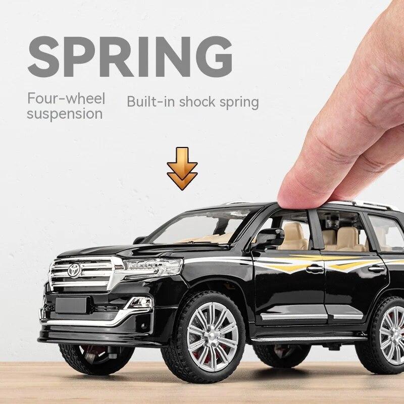 1/24 Toyota Land Cruiser Model, Premium Collectible for Auto Fans, Ideal for Display or Gifting