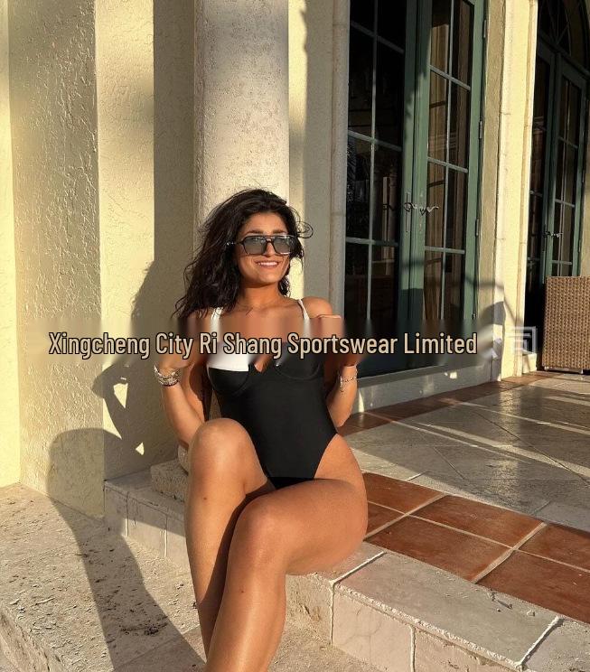 European & American Color Block One-Piece Swimsuit: Sexy, Fresh, High-Waisted, Conservative Design