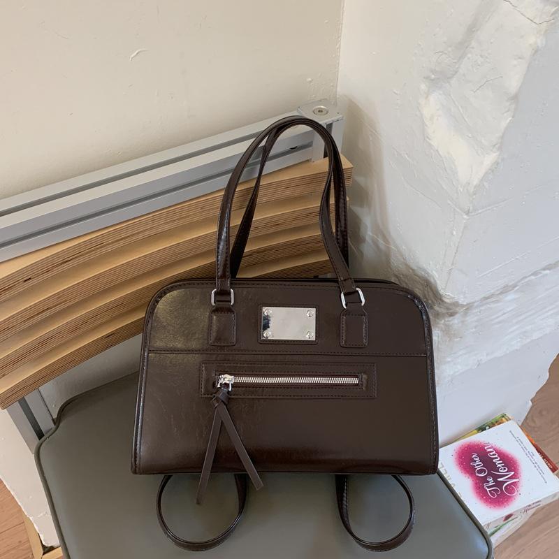 

Премиальный женский рюкзак 2025 новый рюкзак для поездок на работу, школьный рюкзак для студенток, сумка-мессенджер на одно плечо, сумка-тоут темно-коричневого