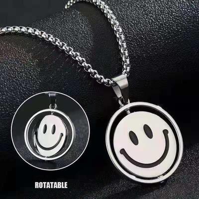 Damen Halskette Herren Halskette Neue Smiley Gesicht Halskette Edelstahl Kette Mode Paar Kleidung Anhänger Zubehör