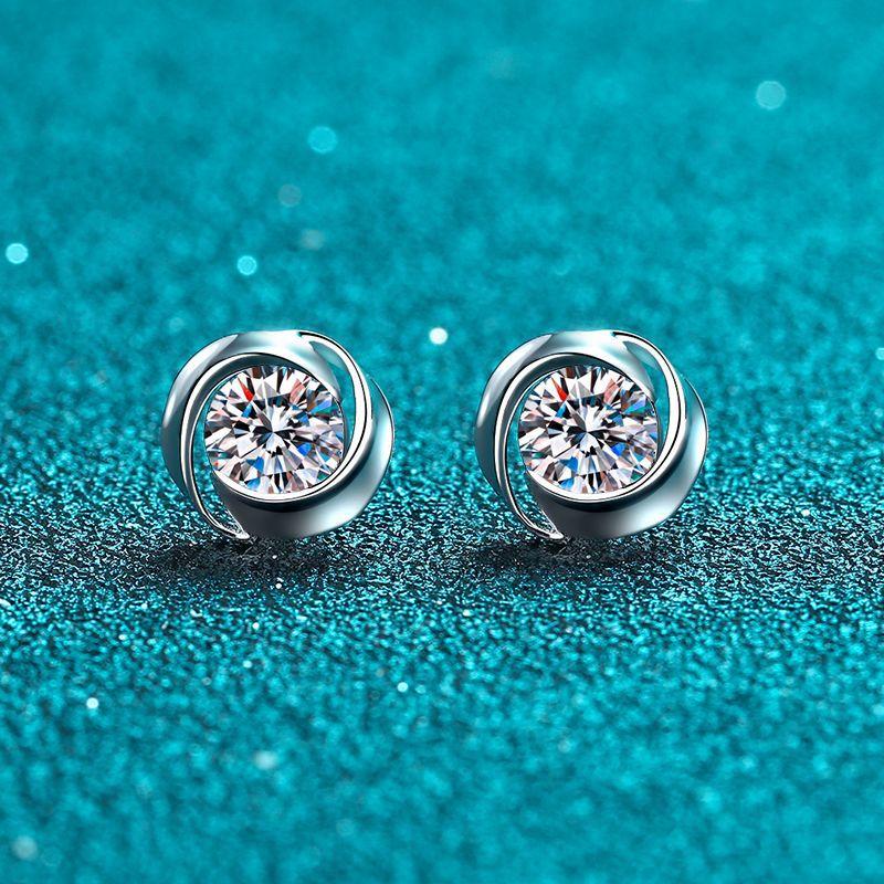 925 Sterling Silver Female Whirlwind Earrings 50 Points Packet Inlaid Mozang Stone Earrings