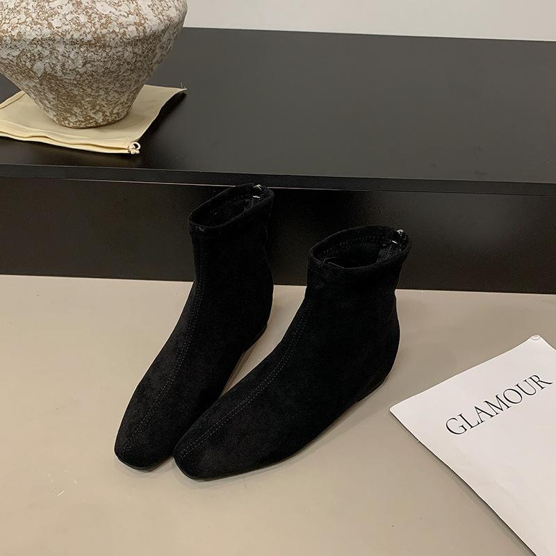 Skinny Autumn Small Beautiful Woman Inner Height Increase French Rad Short Boots Women's Short Boots Black No New Naked Boots Fashion