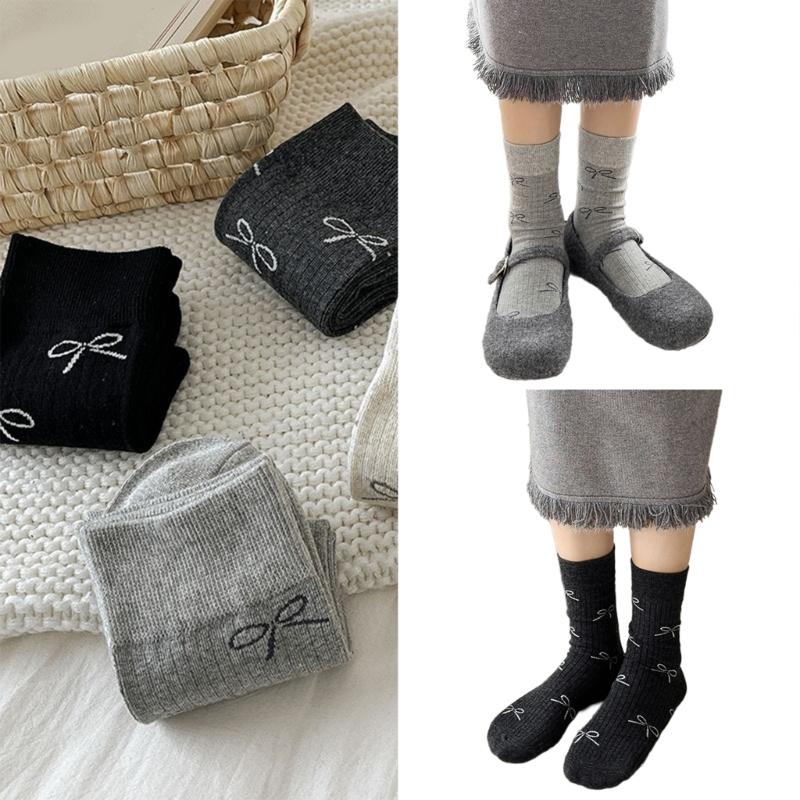 Sweet Girls Elegant Bowknot Pattern Cotton Crew Socks for Women Breathable Casual Fashion Student Middle Calf Socks