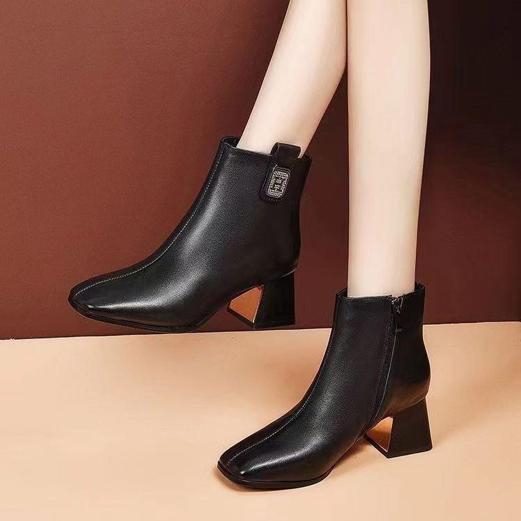 Martin boots women's thick heel short boots soft leather winter high heel black medium heel mother leather shoes foreign style