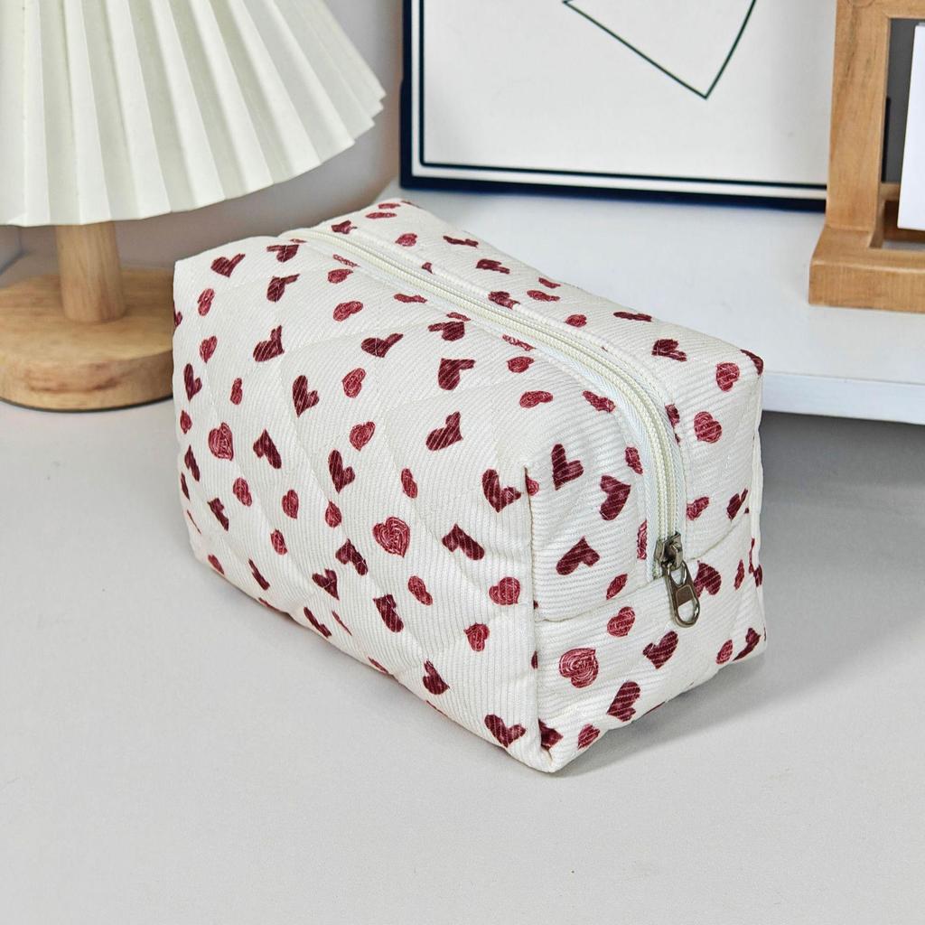 Large Capacity Little Bear Print Makeup Bag – Portable Girlish Polyester Toiletry Storage