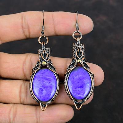Pendientes de charoita envueltos en alambre de cobre. Joyas de charoita hechas a mano. Pendientes de diseñador. Pendientes de piedras preciosas. Regalos para mamá. Joyas de alambre de cobre.