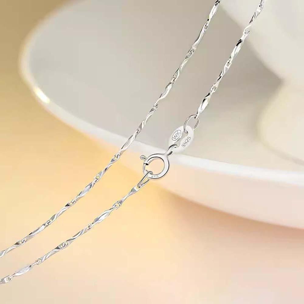 Luxury Stacked Silver Necklace Zinc Zinc Alloy Collarbone Chain Elegant Glitter Choker Necklace  Women