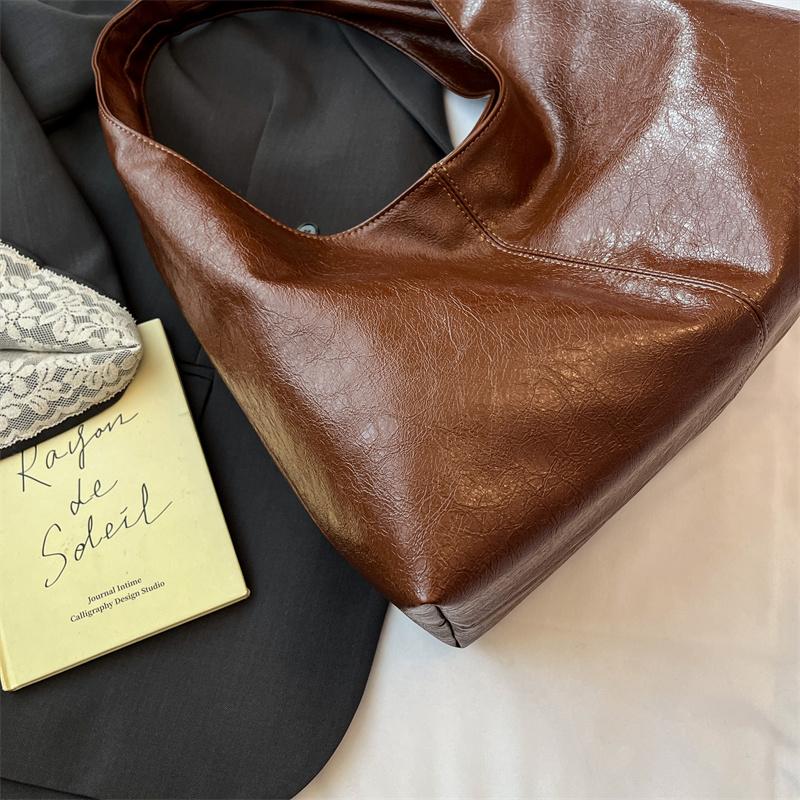 Vintage Underarm Bag Women's Tote Bag Large Capacity Shoulder Bag