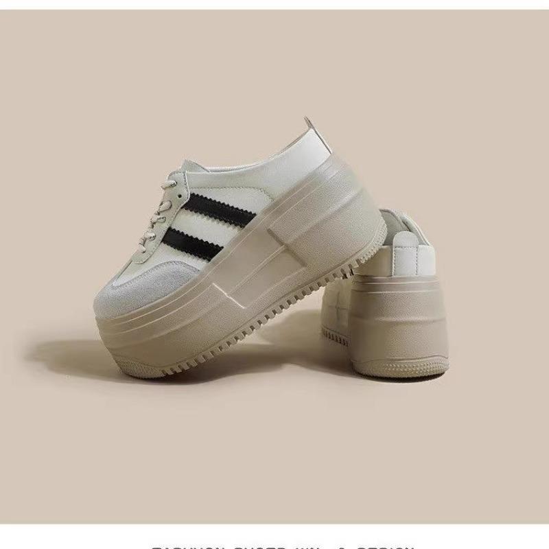 The small person has an inner height of 9cm, a red bag head and half slippers, and women wear thick-soled lazy people with one foot and casual shoes.