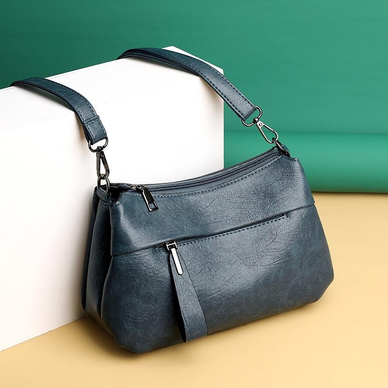 IELGY women's korean style simple and atmospheric all-match messenger bag