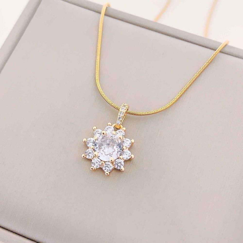 Necklace Women Do Not Fade Summer Small Cute Temperament Titanium Steel Necklace Versatile High-end Jewelry Simple Collarbone Chain