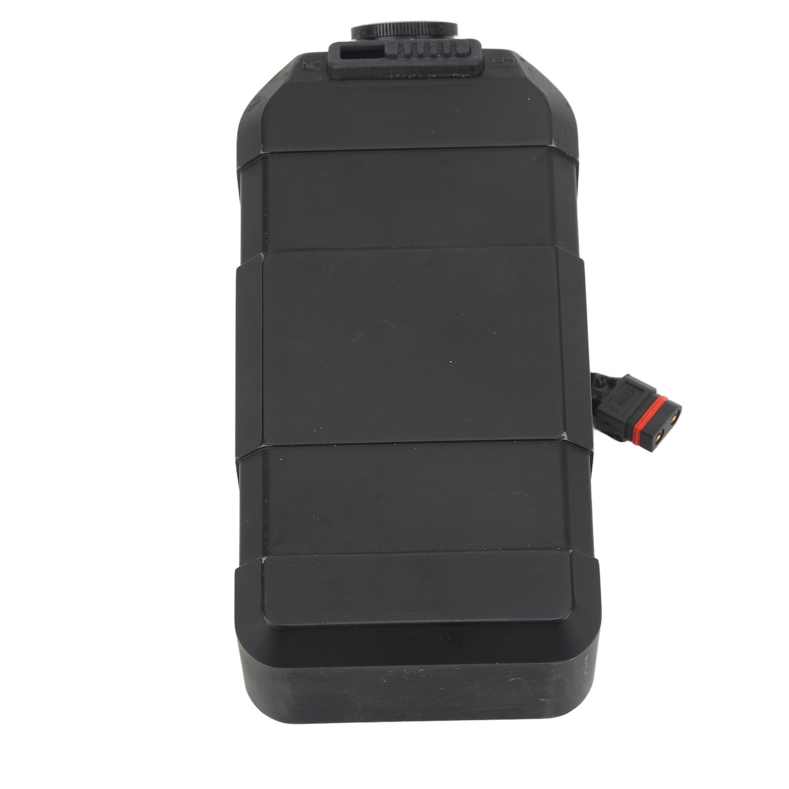 

24 В аккумулятор для подводного двигателя Отсеки для аккумуляторов гребного винта поставляются только с аккумулятором для дайвинга