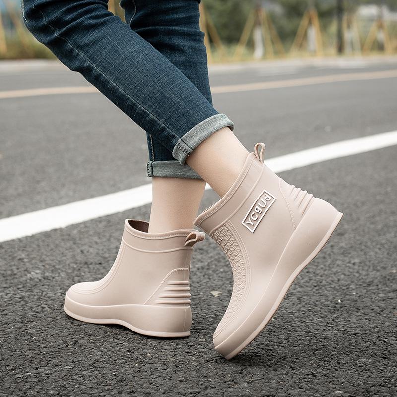 Nuove Scarpe Impermeabili da Donna Stivali da Pioggia Antiscivolo da Donna Stivali Acqua Corti con Pelliccia Moda Adulto Resistenti all'Usura Stivali Leggeri