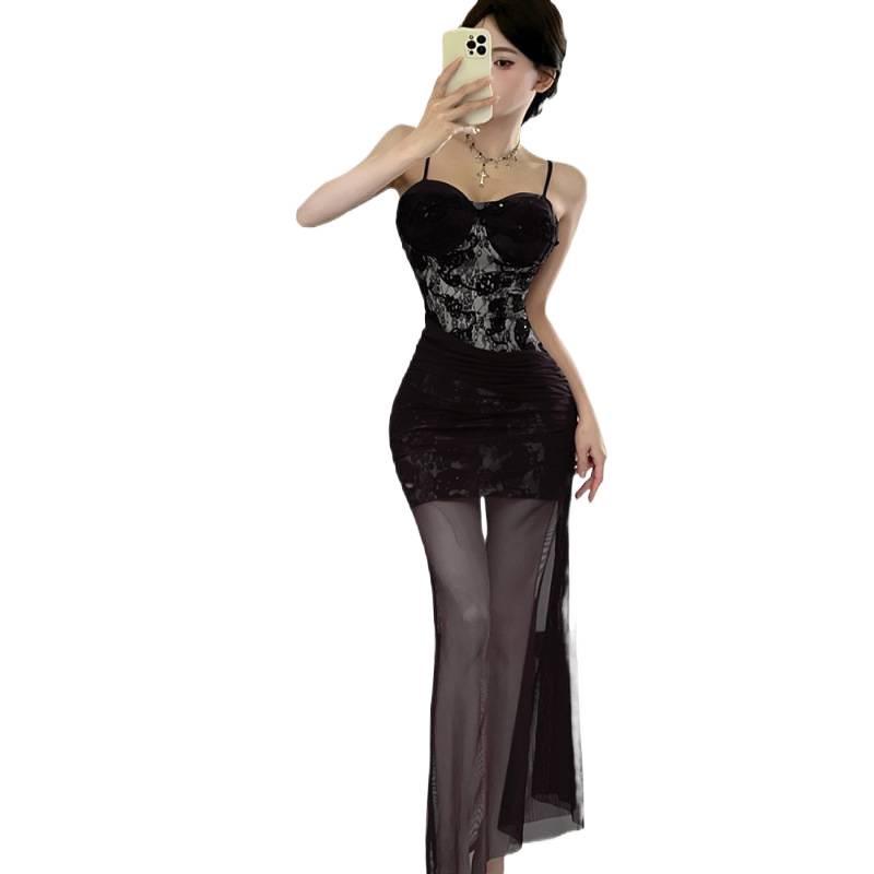 Sinnliches rotes Spitzen-Taillenbetonendes Camisole Abendkleid