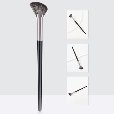 Schminkzubehör – Make-up-Pinsel