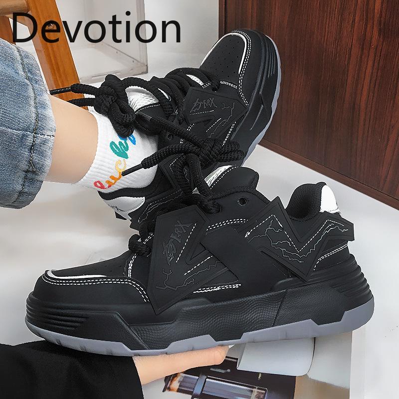 The New Shoes Are Versatile, Fashionable, Niche, Casual Running Shoes and Thick-soled Height-increasing Shoes Devotion