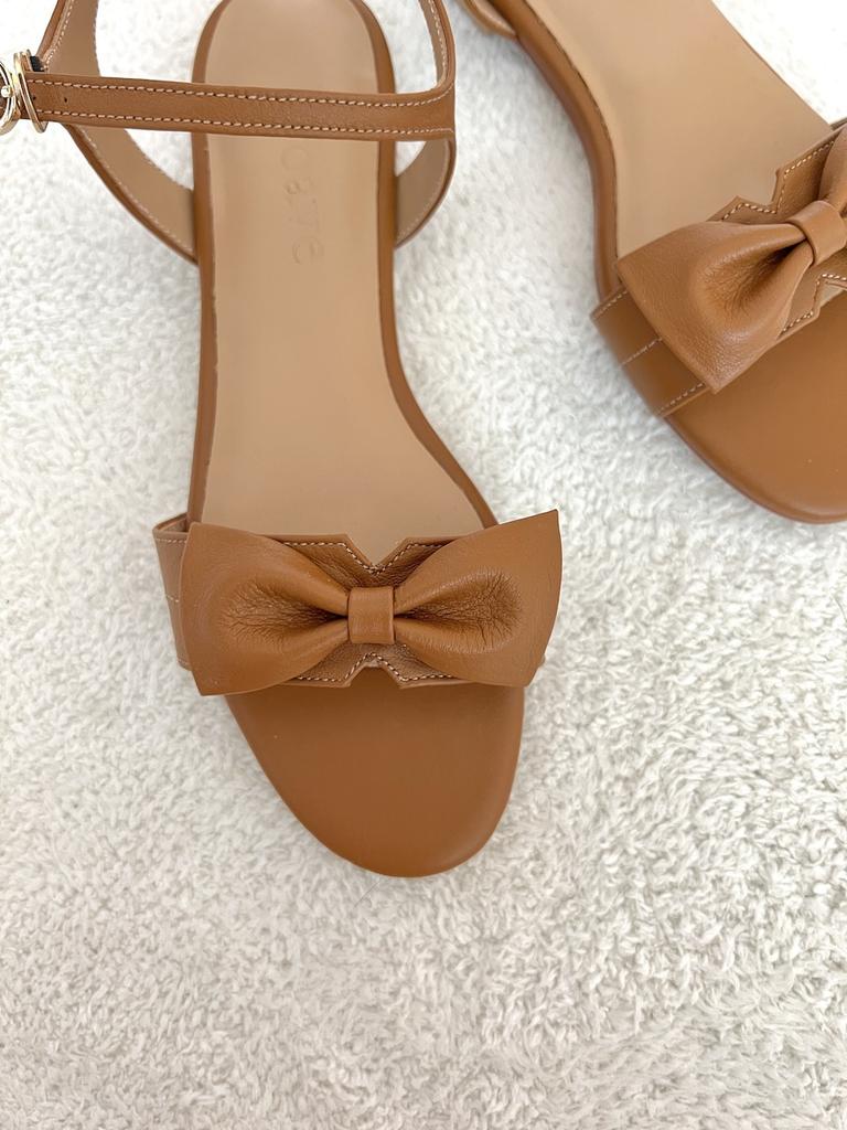 Hyoave Blair Ribbon Sandals - Camel Brown