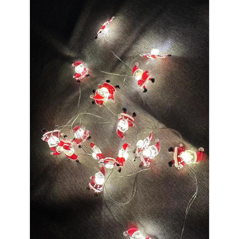 

Светодиодные рождественские огни с Сантой, Снеговиком, Оленем и Колокольчиками в дизайне черной шляпы 3m 30 lights, 3 AA batteries steady