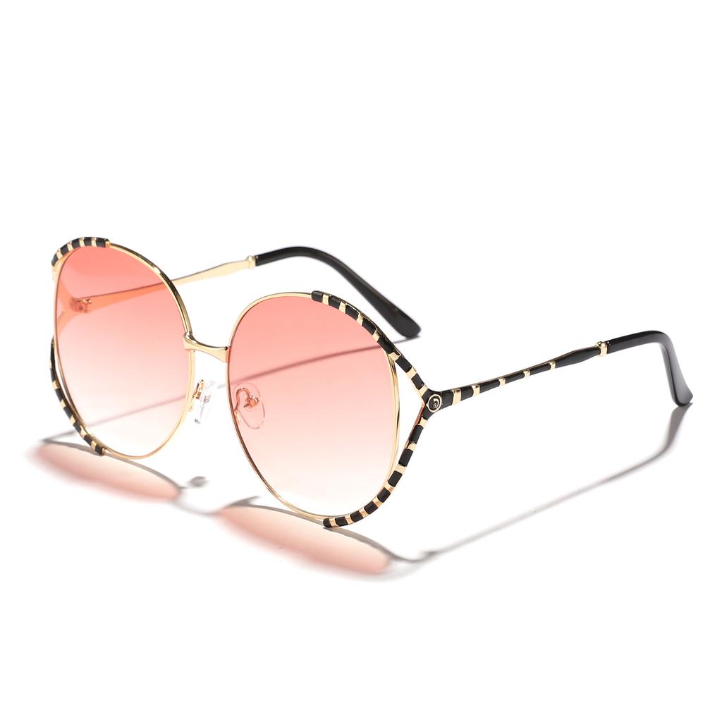 New Metal Round Frame Sunglasses Women Fashion for Street Photography Trendy Retro Sun Glasses with UV Protection for Daily