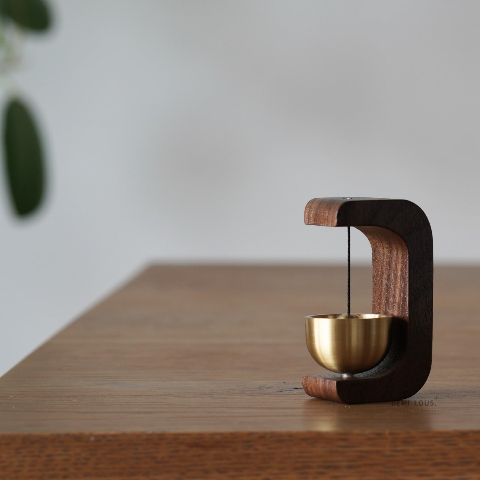 

Wooden Refrigerator Wind Door Door Made of Stylish Magnet and Tape Perfect for and Bars Doorbell, Bell, Chime, Chime, Open/Close Sound, High-Quality