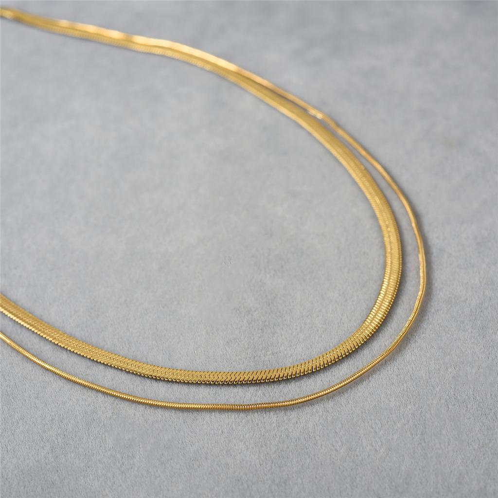 Personalized Spice Girl Versatile Titanium Steel Double Layer Stacked Necklace Feminine Chain Snake Bone Chain Blade Chain Clavicle Chain