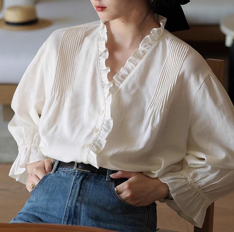 

Блузка Tokyo Gallery Silk White с рюшами и V-образным вырезом - Женский универсальный весенний топ XL белый