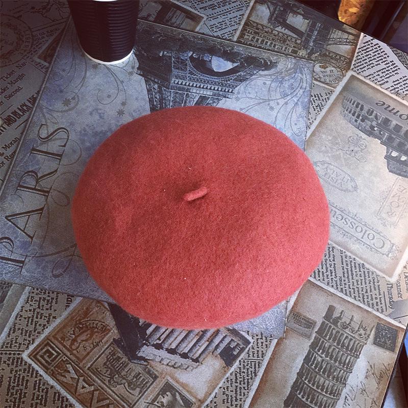 Beret ladies vintage woolen casual painter hat a simple bei hat trend