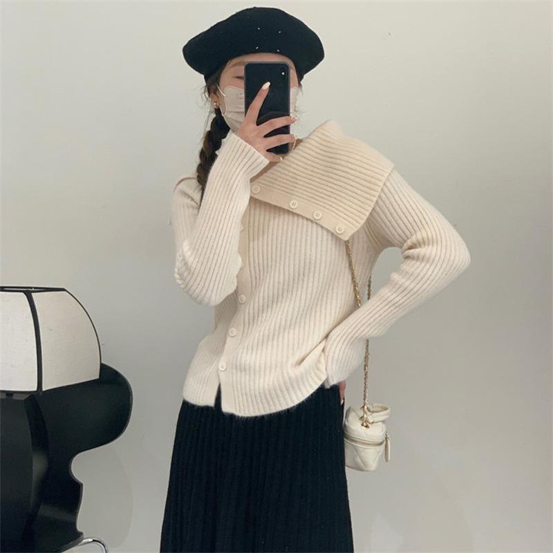 

Осень новый нерегулярный нишевый свитер женское пальто приталенный лацкан нишевый тонкий вязаный кардиган женский one size fits all