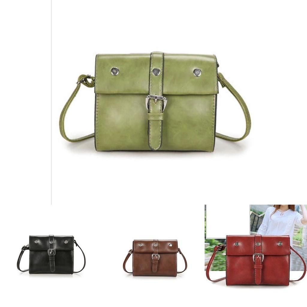 Trendy Retro European American Design Small Square Bag For Women With Magnetic Closure