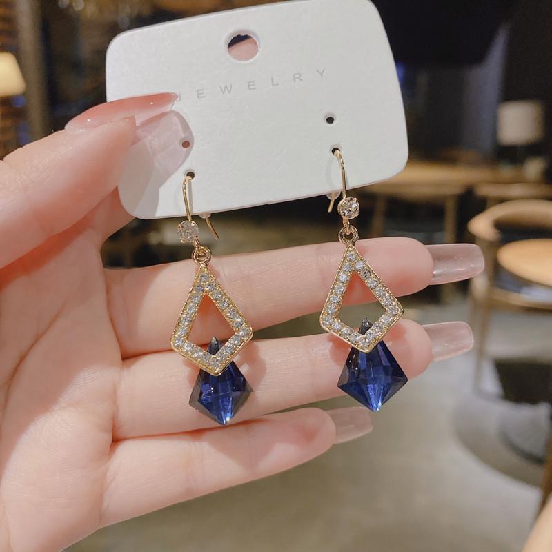 2023 Trendy High-End Crystal Dangle Earrings for Women: Korean Style French Elegant Jewelry