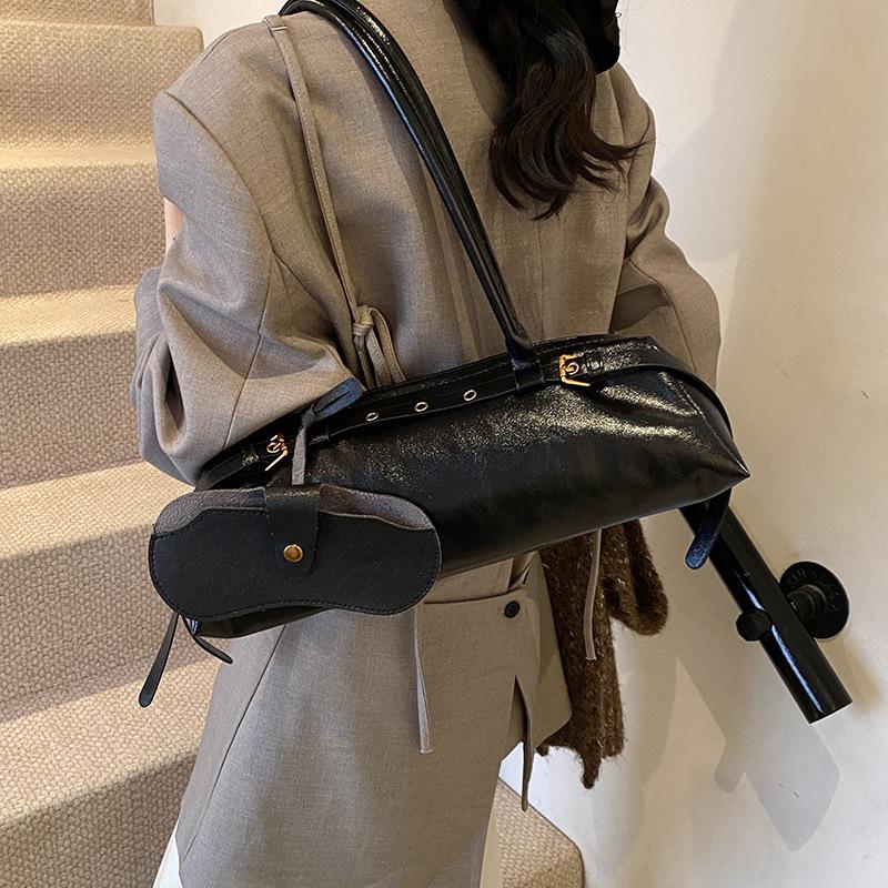 Umhängetasche für Pendler Damen Neue Mode Vielseitige Tasche