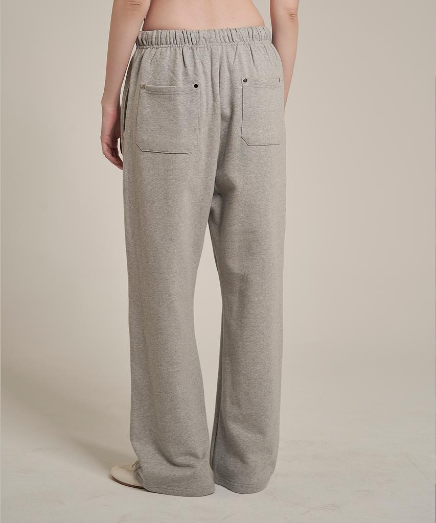 Iteoneolmomeonteu Rivet Sweatpants _ Gray