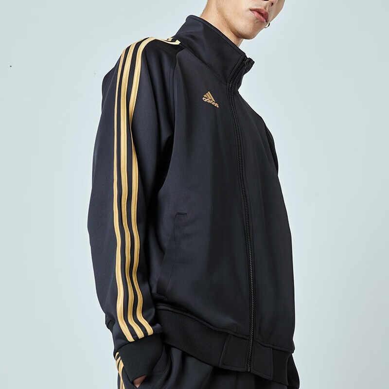 Adidas Třípruhová barevně blokovaná bunda se zipovým límcem a kalhoty s manžetami, ležérní sportovní set pro muže, set, černá/zlatá, TR30J1-BG+TR30P1-BG